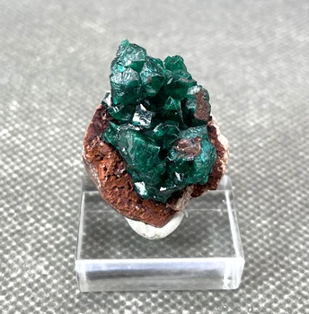 Очень редкий! 100% Натуральный образец минерала диоптазы Конго зеленого цвета, камни и кристаллы кварца + основа размером 3 * 2 см (отправить основу)